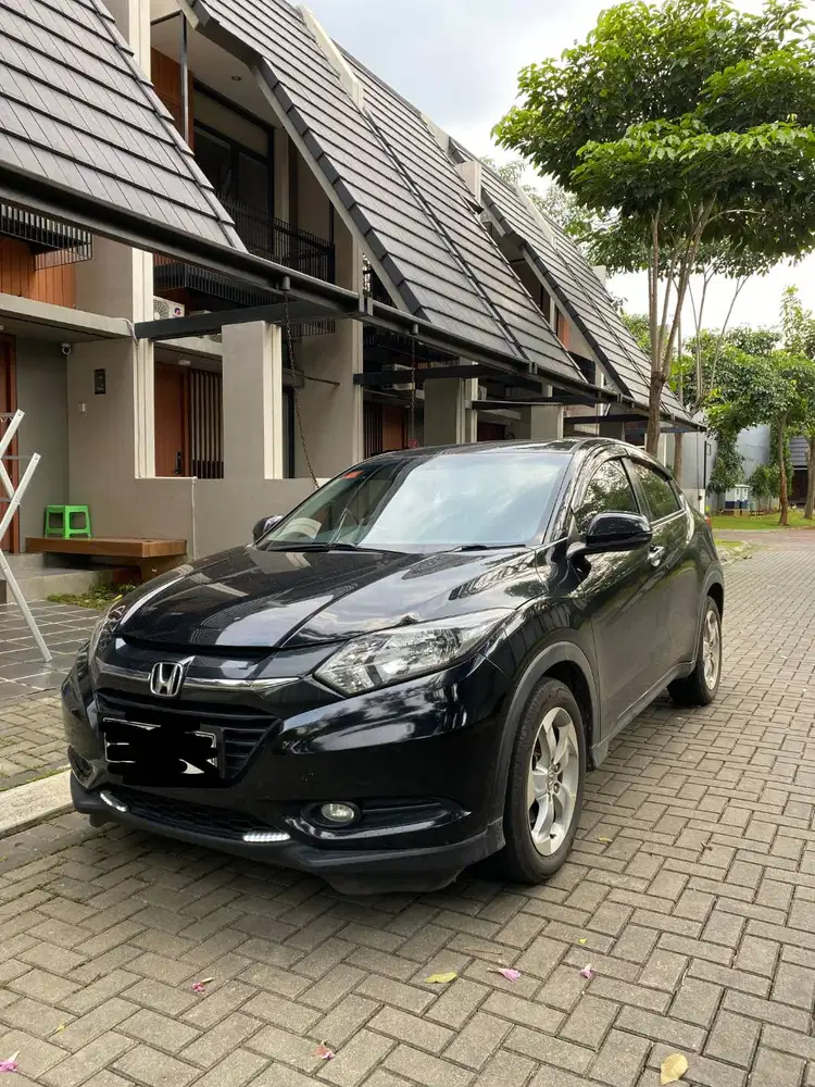 Honda HR-V E 2015 Istimewa – Siap Over Kredit Resmi