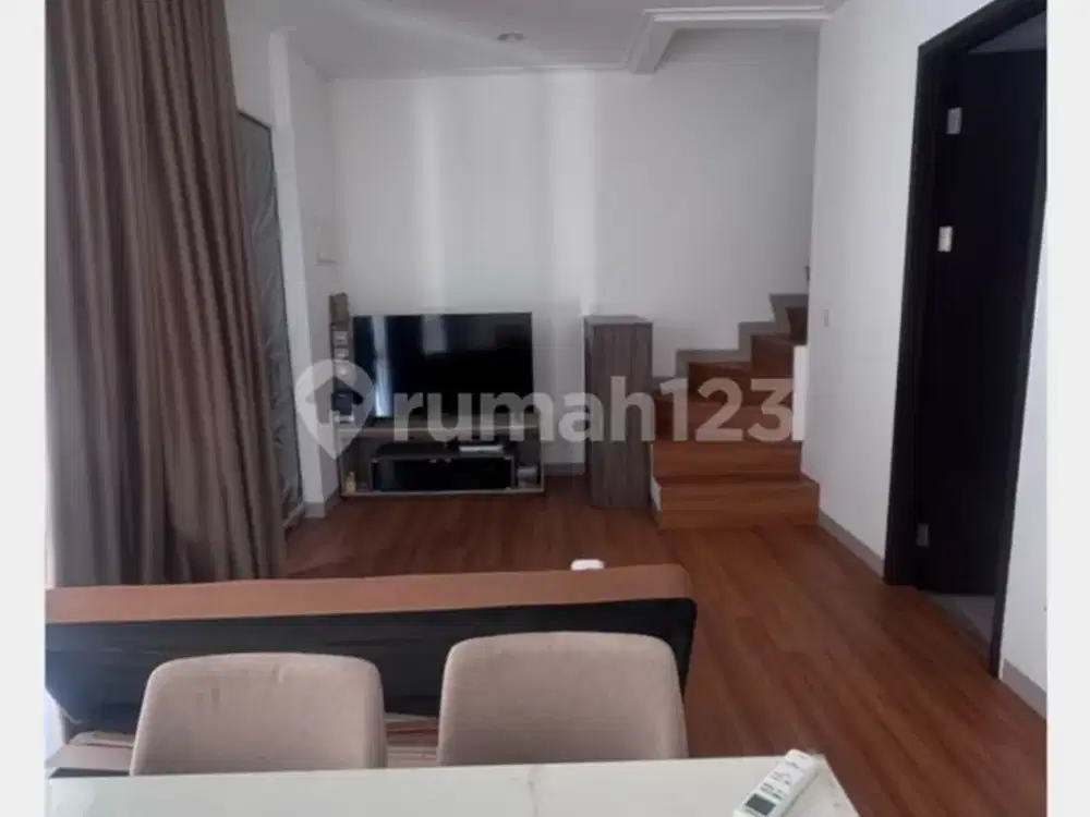 Dijual Murah Rumah 3Lantai Osaka Residence Pik 2