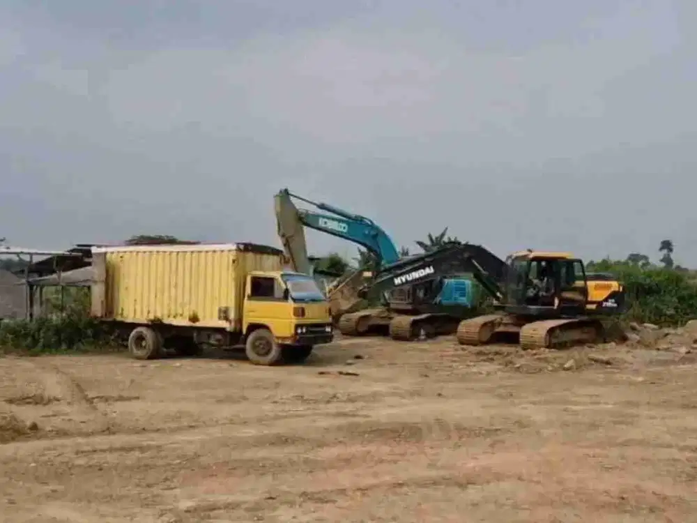 Di Jual Tanah Zona Industri Luas ±5 Hektar Di Jatirejo Mojokerto 

kondisi tanah sudah padat,tiap hari di lewati truk,Fuso,alat berat dll
Akses Kontainer 40 feet
Zona Industri 
1pemilik
Lokasi Jatirejo Mojokerto 

Harga 32 Miliar NEGO
