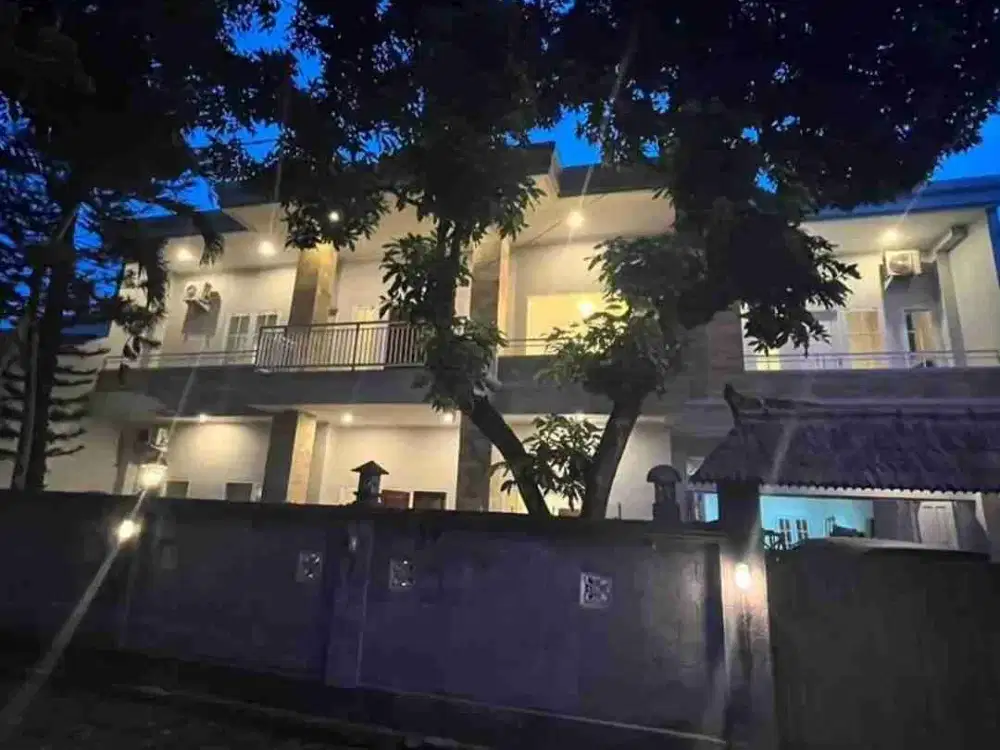 jual Rumah exclusive dan besar di kompleks Sekar Tunjung Denpasar