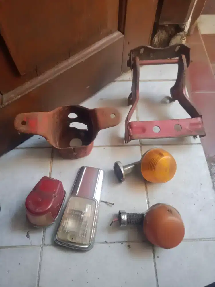 part  honda C70/barter