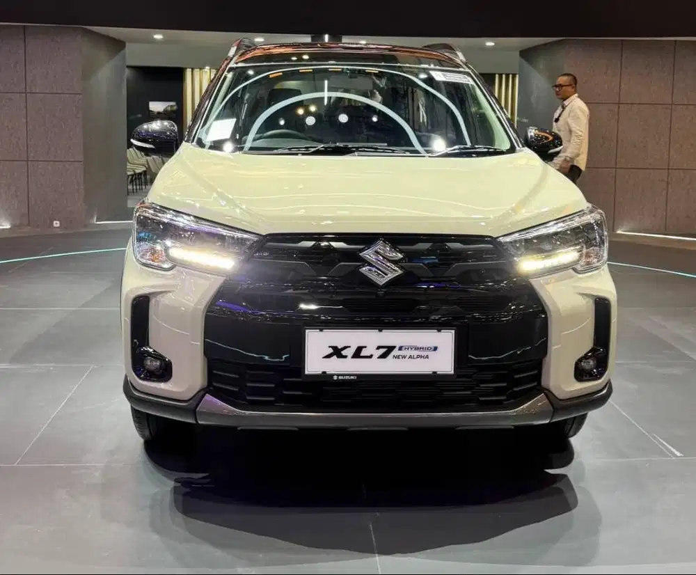 Suzuki XL7 Promo GIIAS