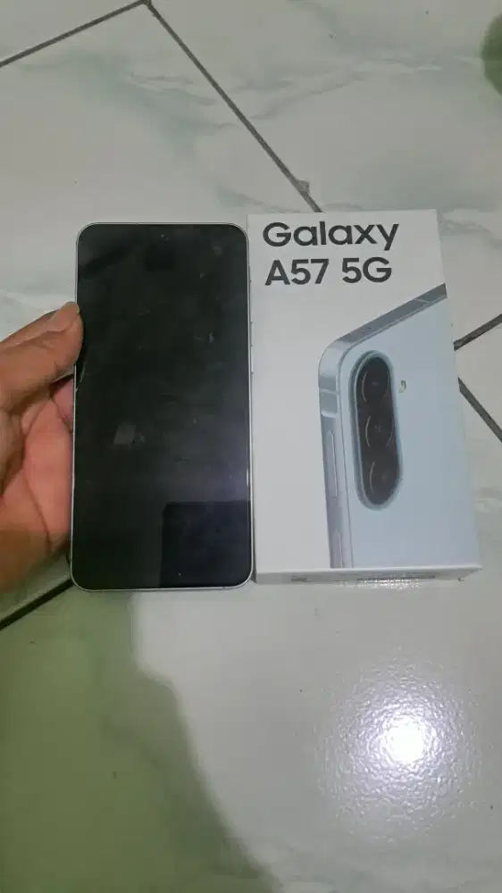 SAMSUNG A57. 8/256 GB.