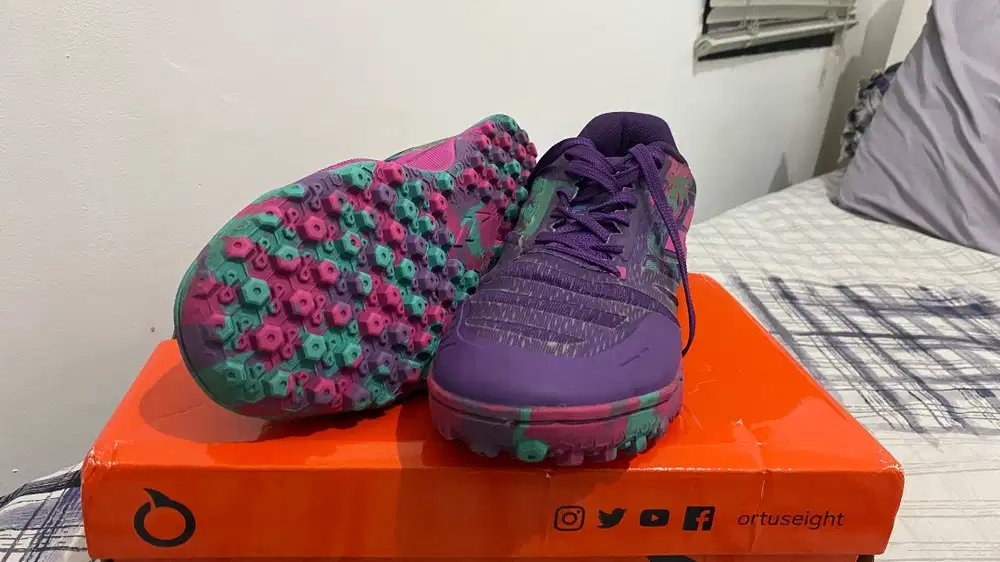 Sepatu Bola Mini Soccer Turf TF Mills Volta Sala 41