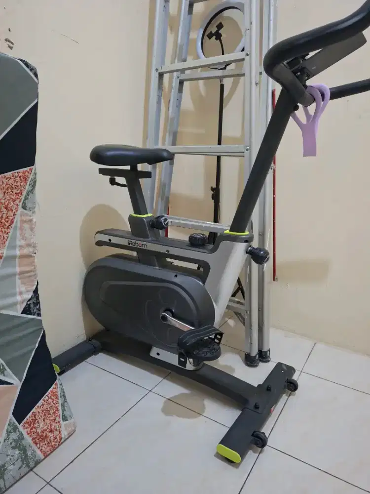 Sepeda kinetik mulus jarang di pake