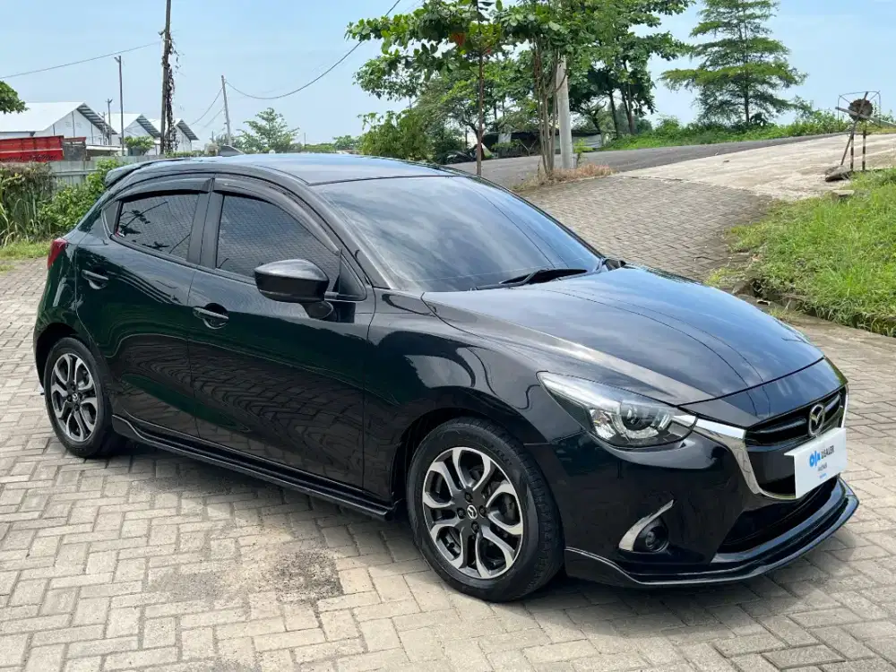 DP 1Jt‼️MAZDA2 R AT FULL VAR LOW KM 2019