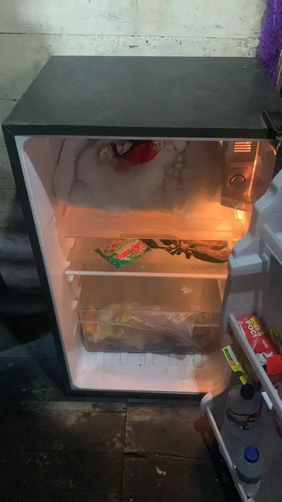 Kulkas sharp 1 pintu bisa nego