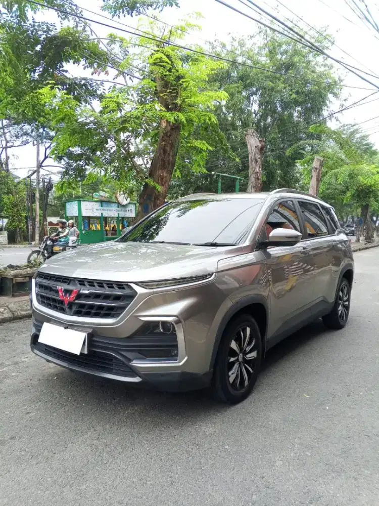 wuling almaz t lux + 7 seater a/t 2020