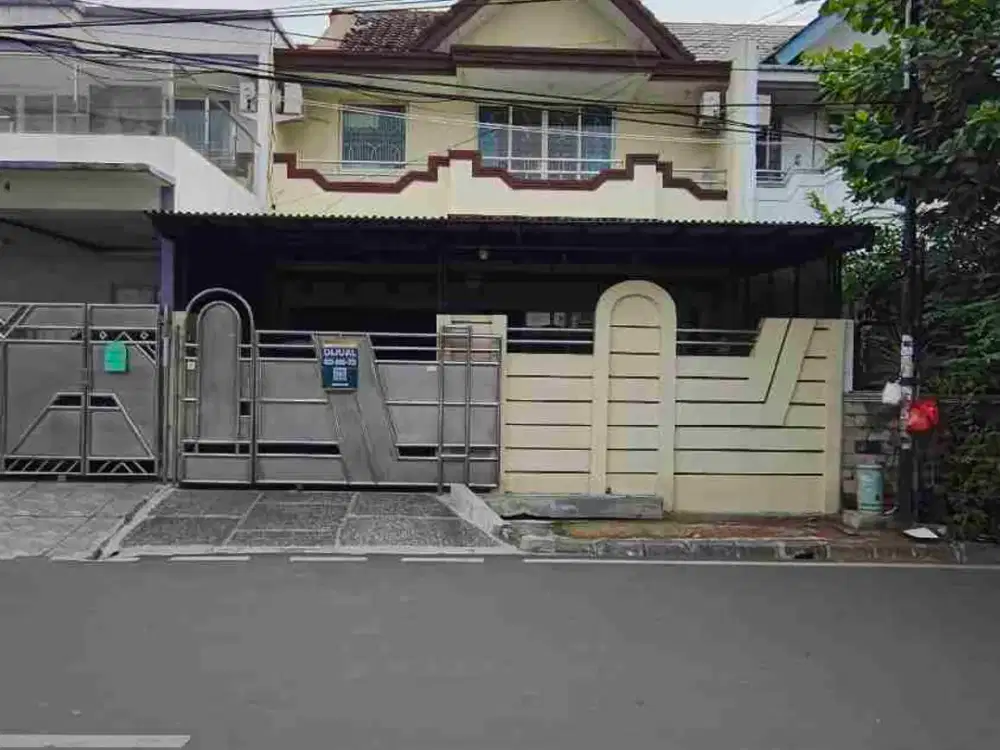 Dijual : Rumah di Jalan Boulevard Taman Semanan Indah, Jakarta Barat