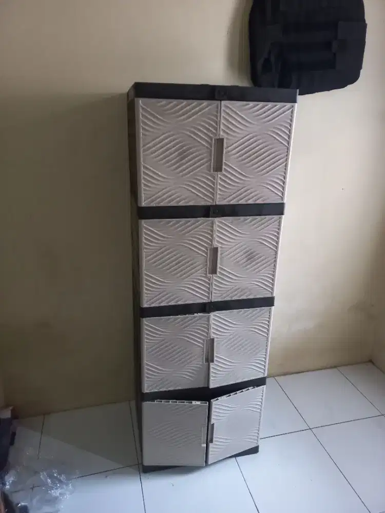 (Baru) Lemari Plastik Portable 4 Susun Brand Virus