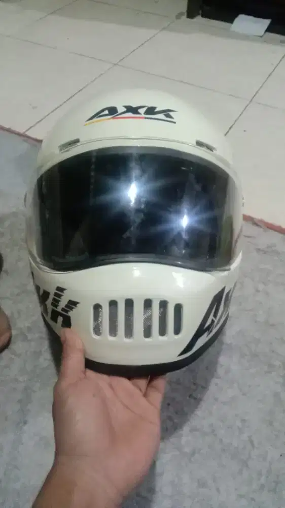 Dijual Helm masih baru belum pakai