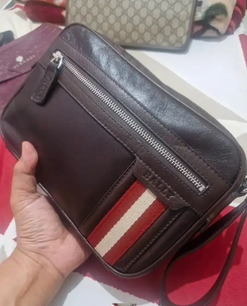 Preloved HB bally kulit asli, balzip embos bally, tag seri aman