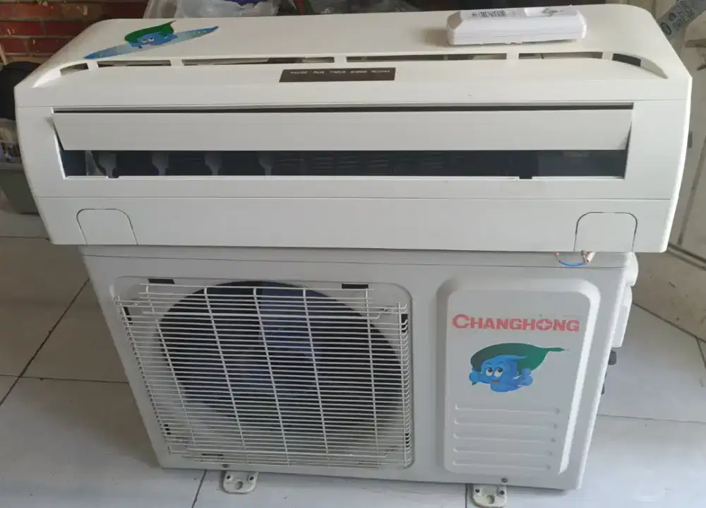 Jual ac changhong 1/2 pk R 32 watt 360 watt kondisi 95% ori semua