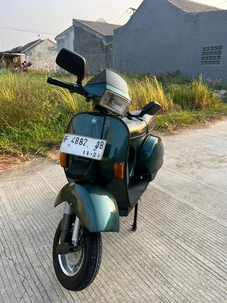 Vespa Excel 150