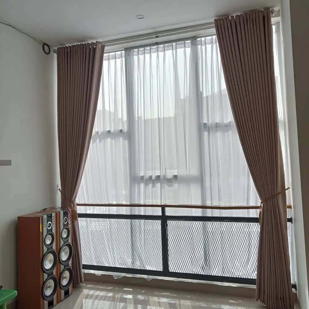 Jasa Buat gorden jendela pintu gorden blackout gordyn vitrase Gordyn