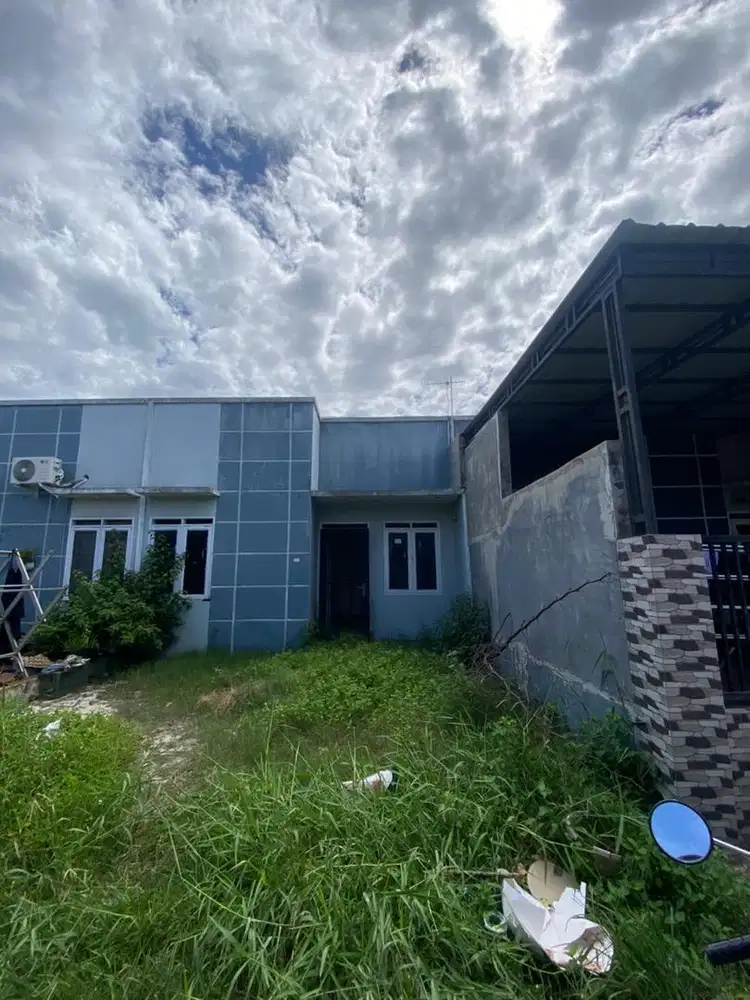 Dijual Rumah (Dalam Komplek)