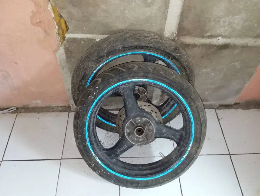 Jual velg Vixion + ban