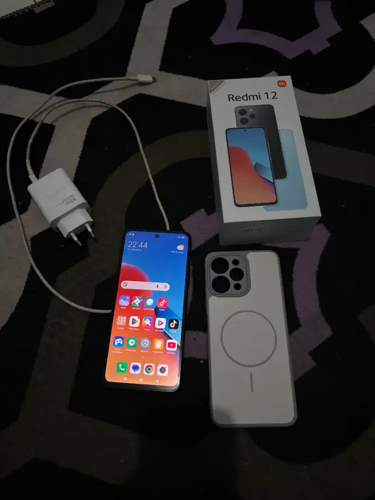 Redmi 12 ram 8+4/128 fullset mulus