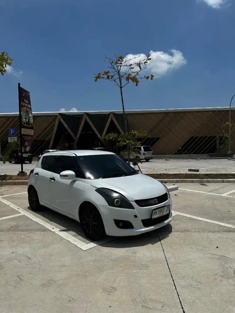 Suzuki Swift Metic 2012