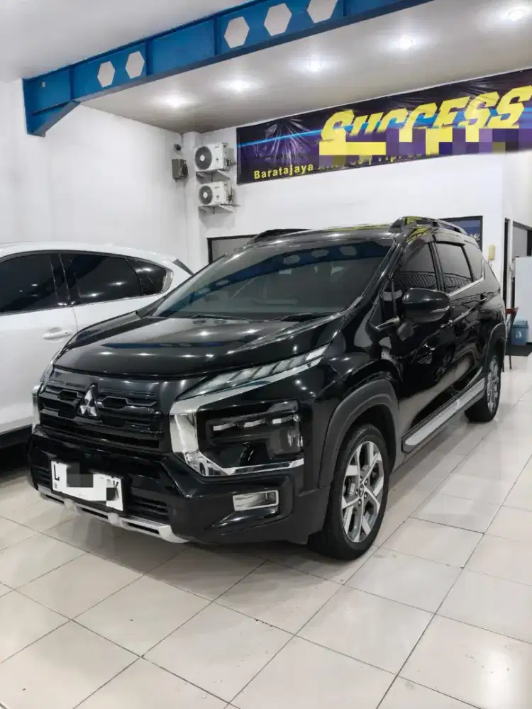 Mitsubishi Xpander Cross Premium 2022 Matic Hitam Istimewa