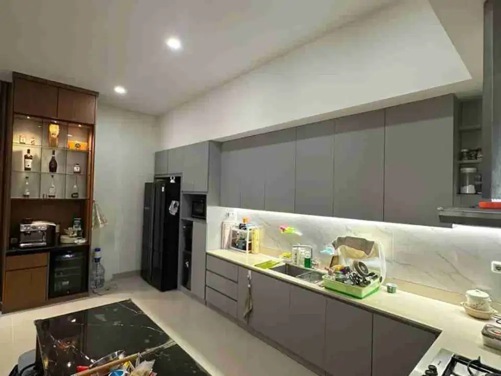 RUMAH MUARA KARANG Uk 8x15m 4+1 BR BANGUNAN BARU SEMI FURNISH SIAP HUNI