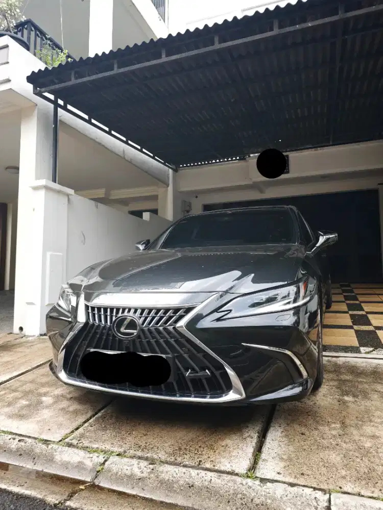 [CASH] DIJUAL Lexus ES300H LIKE NEW