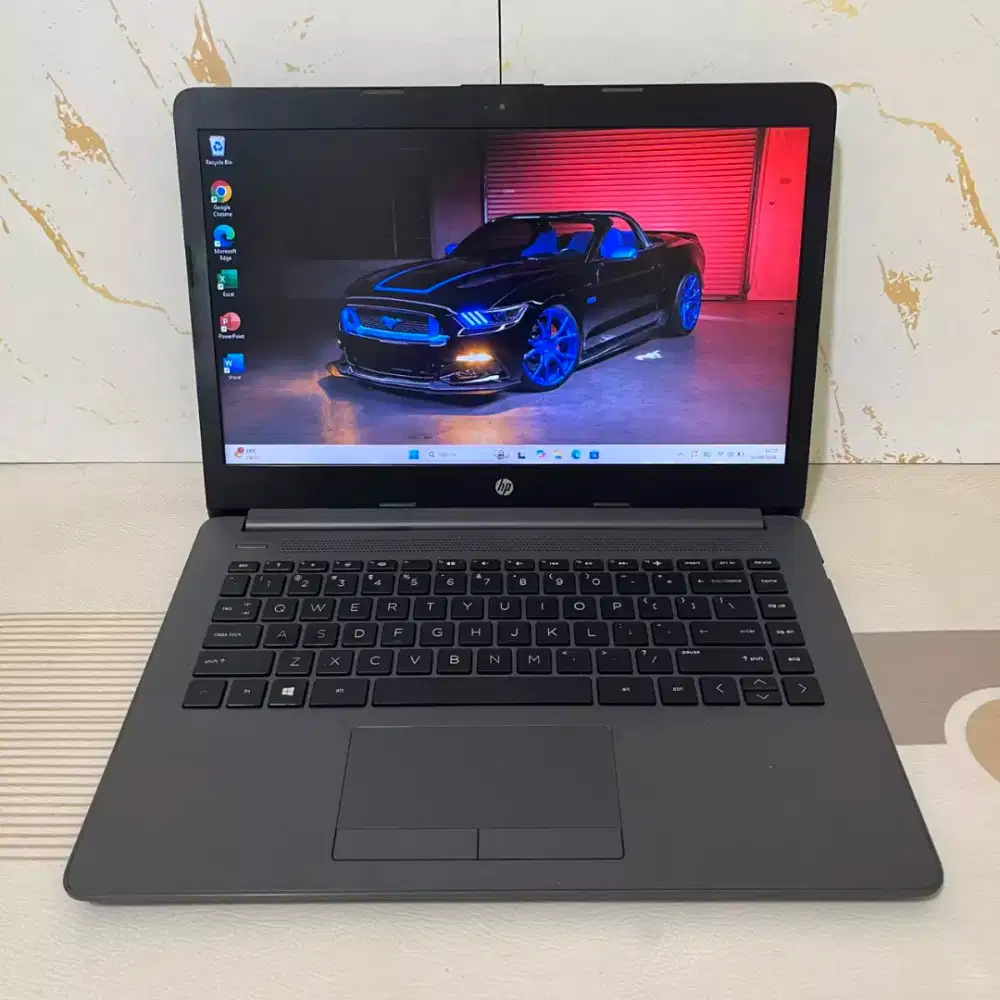 Laptop HP 240 G7.