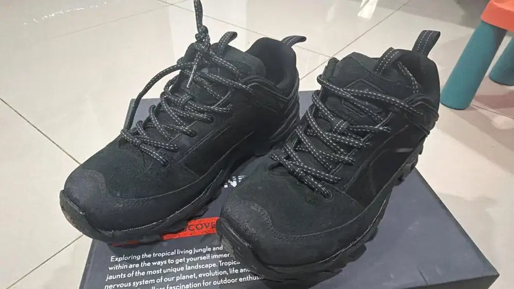 Sepatu tracking eiger tiger claw 2