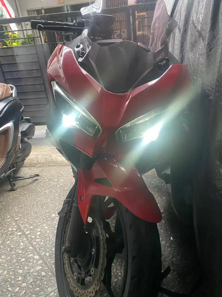 Ninja 250 FI ABS MDP SE Keyless