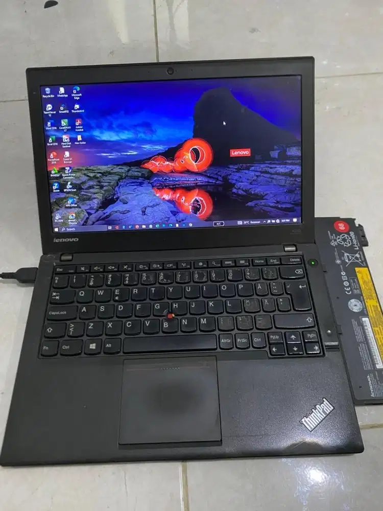 Lenovo thinkpad X240 i5 gen 4