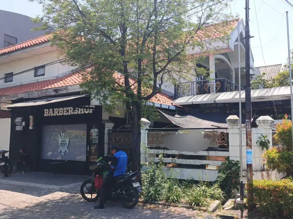 Rumah Kos + Usaha Dukuh Kupang Lokasi Pojokan (Utara - Timur) , Ada Teras Balkon