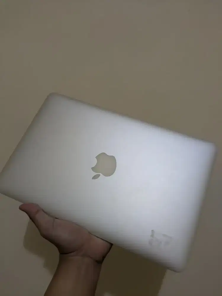 Macbook Air 11 inch 2014