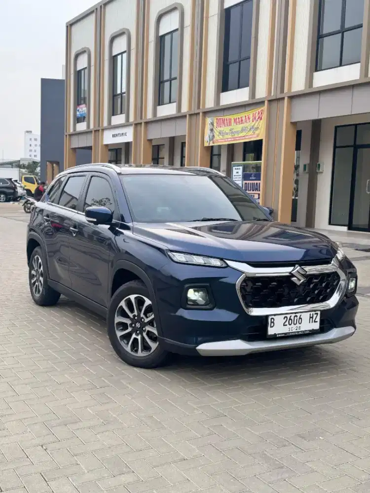 SUZUKI GRAND VITARA HYBRID AT 2023 KM 26 RB BIRU