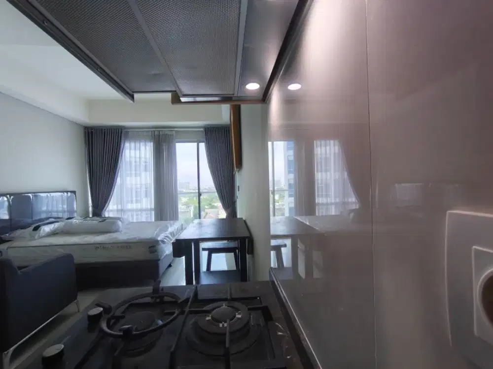 Dijual Apartemen Puri Mansion Tipe Studio Luas 26 m2 Semi Furnish Kondisi Baru Belum Pernah Dipakai Sama Sekali Harga Termurah