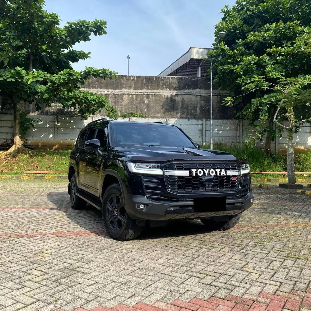 2024 Toyota Land Cruiser 300 GR Sport 3.3 TSS 4x4 Diesel AT