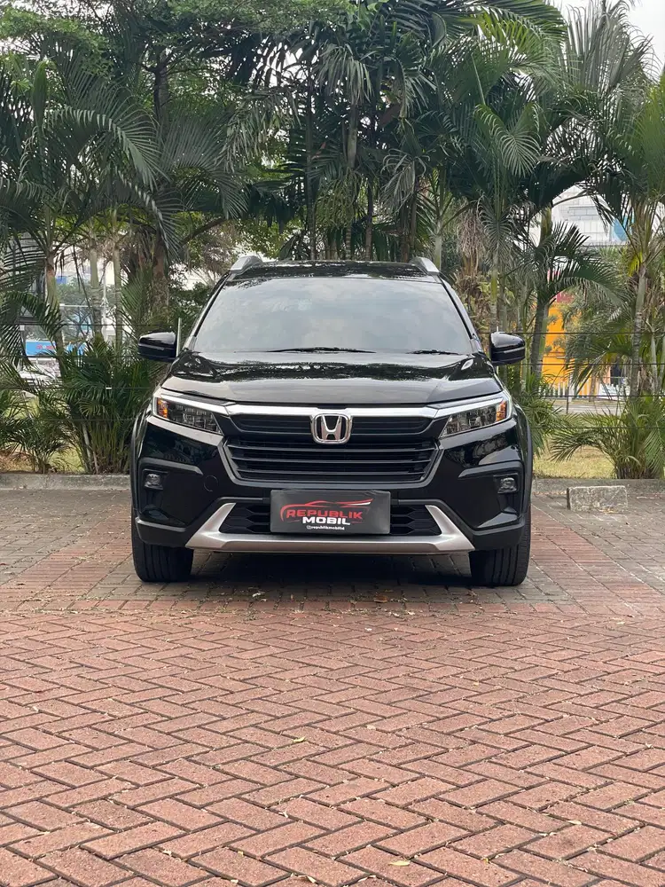 Honda BR-V 1.5 Prestige CVT 
NIK 2022