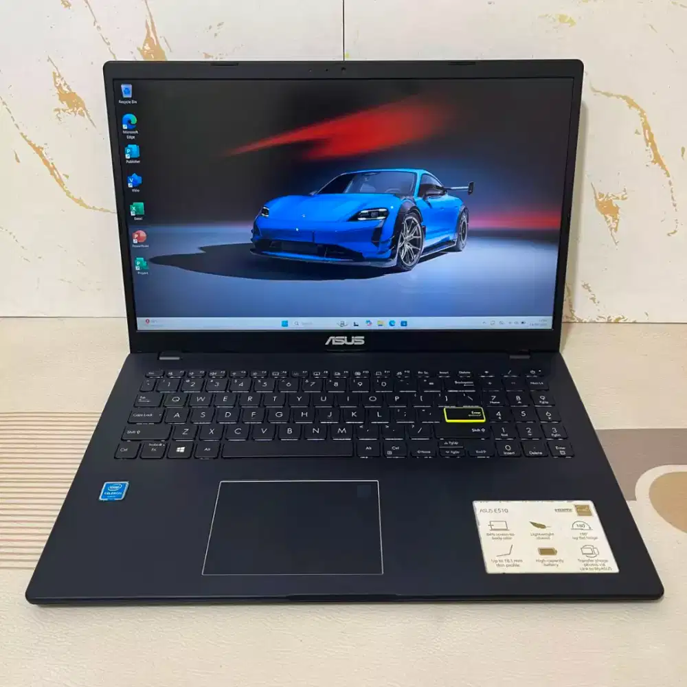 Laptop Asus VivoBook E510MA.