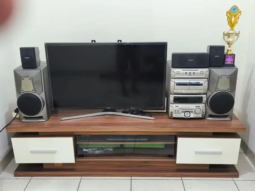 Samsung Smart TV dan home Oudio
