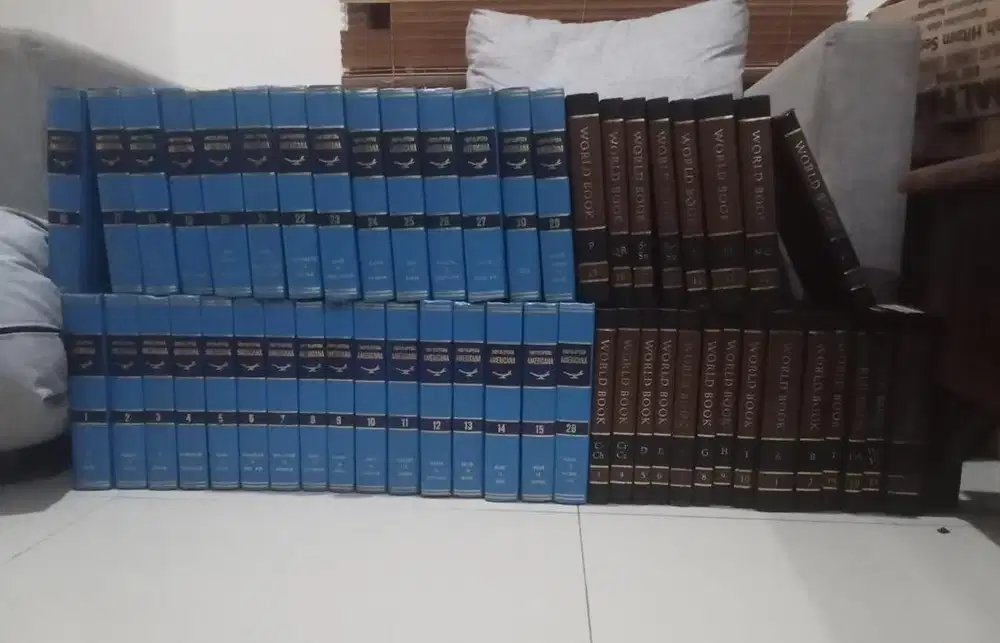 Buku Ensiklopedia amerika