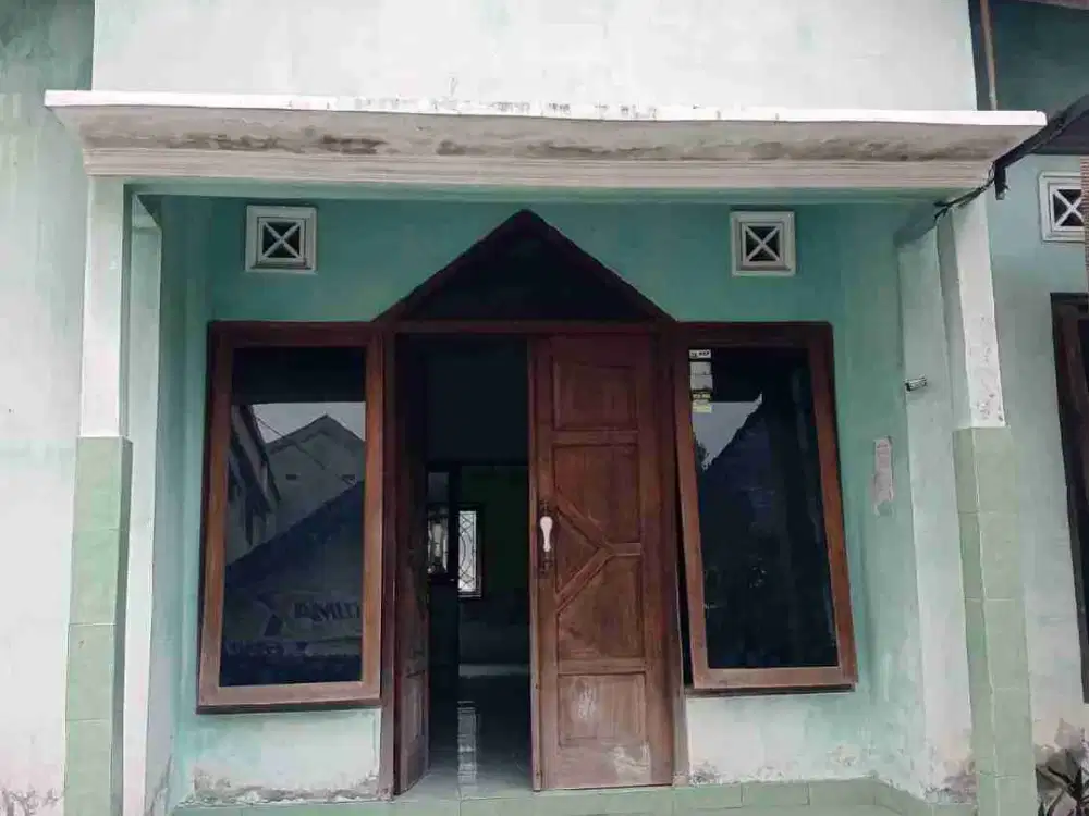 RUMAH KONTRAKAN DEKAT KAMPUS UGM DAN UNY YOGYAKARTA