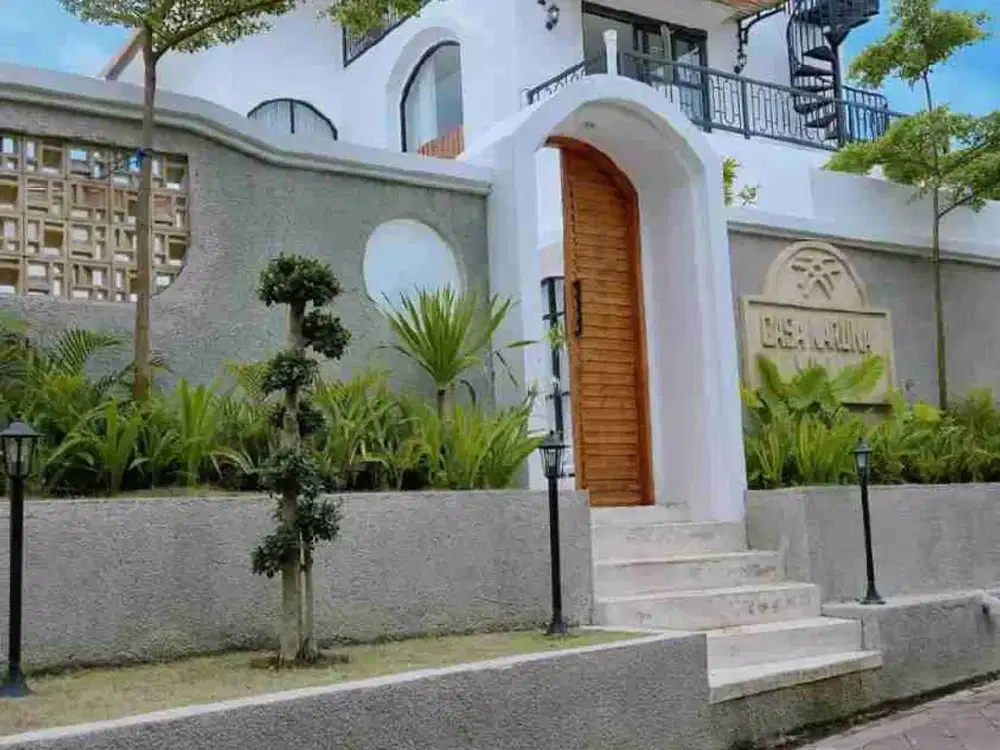 Mediterranean Style Villa with Modern & Luxury Interior design in Prime Ungasan area with view to the Ocean.