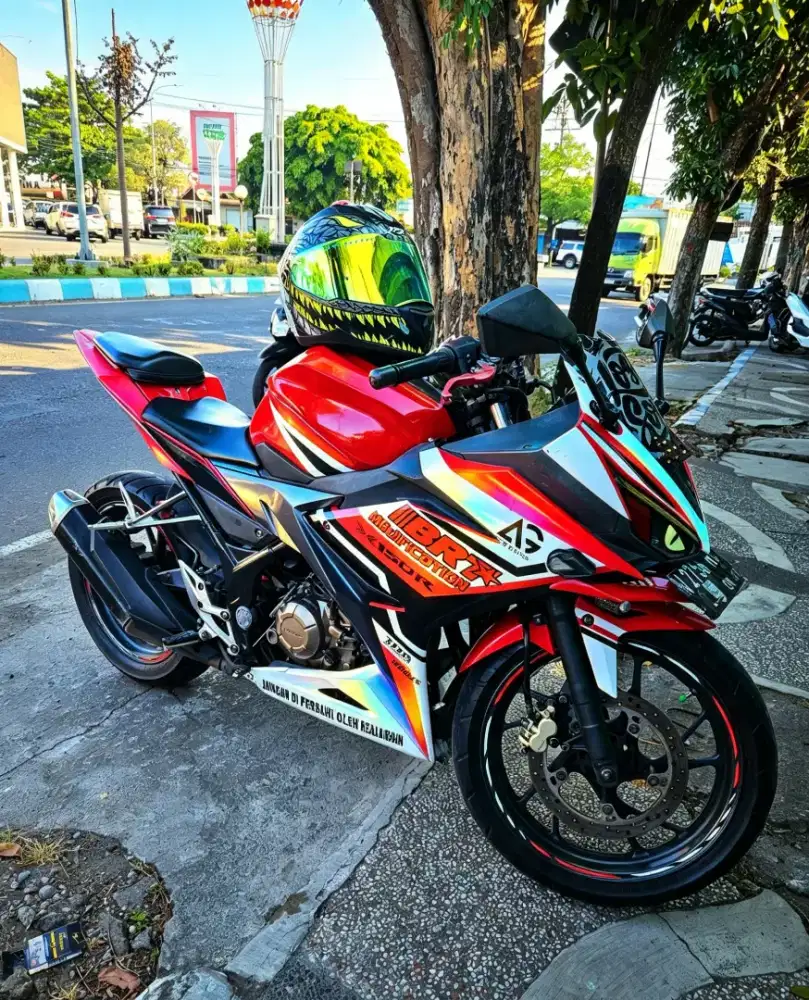 Honda cbr lite 2016