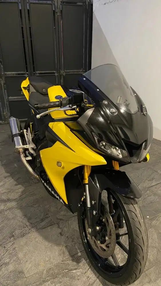 2017 YAMAHA YZF R15