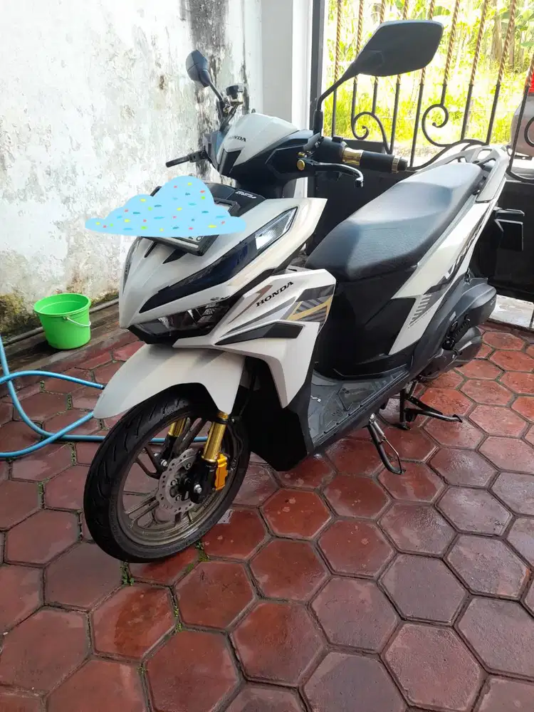 Vario 2023 white istimewa