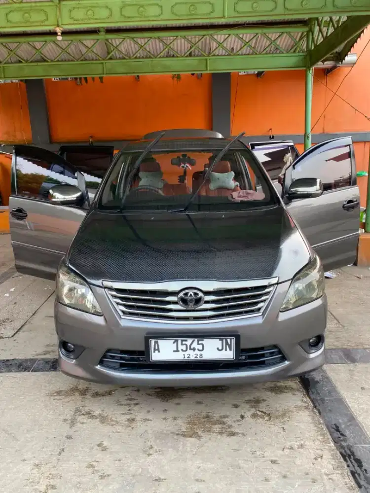 Toyota kijang inova