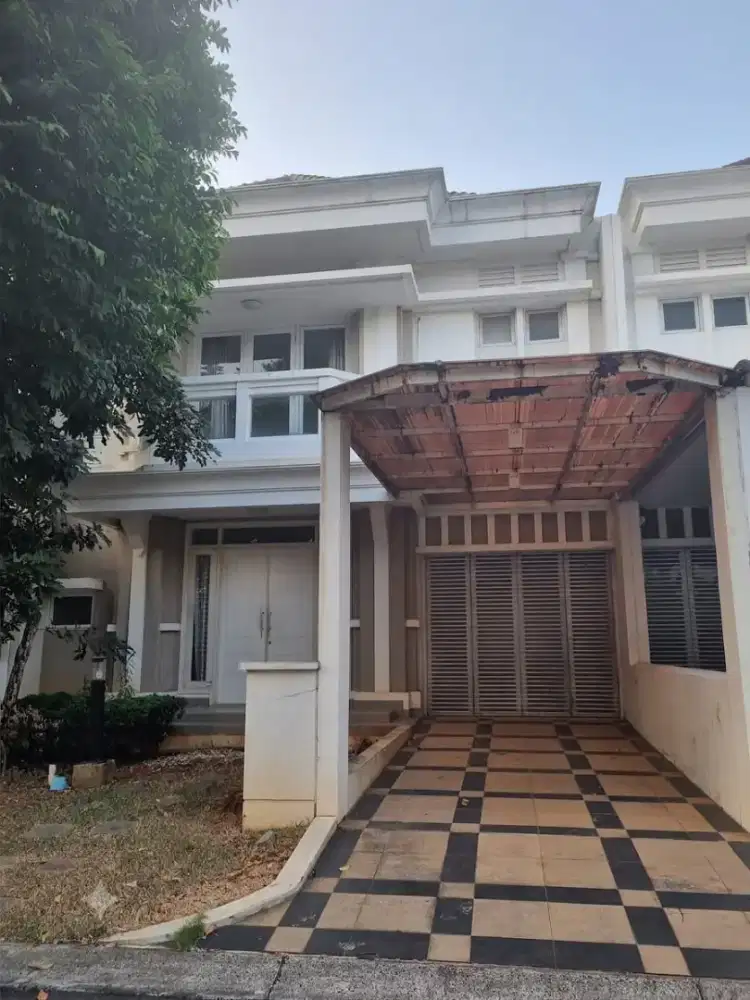 Disewakan Rumah 2 Lantai di Dalam Cluster Veronia, Summarecon Bekasi