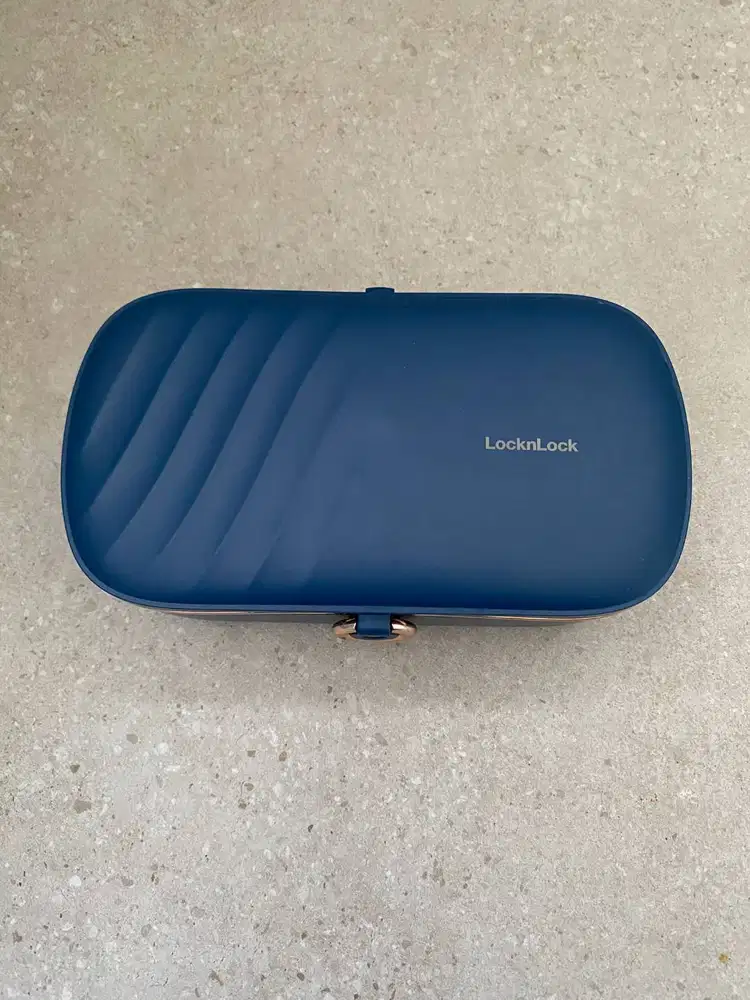LocknLock Electric Lunchbox 900ml EJR217