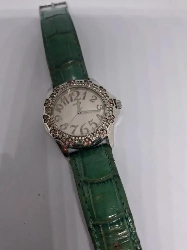 (Barunya 3jt) Jam Tangan Guess Swarovski Original