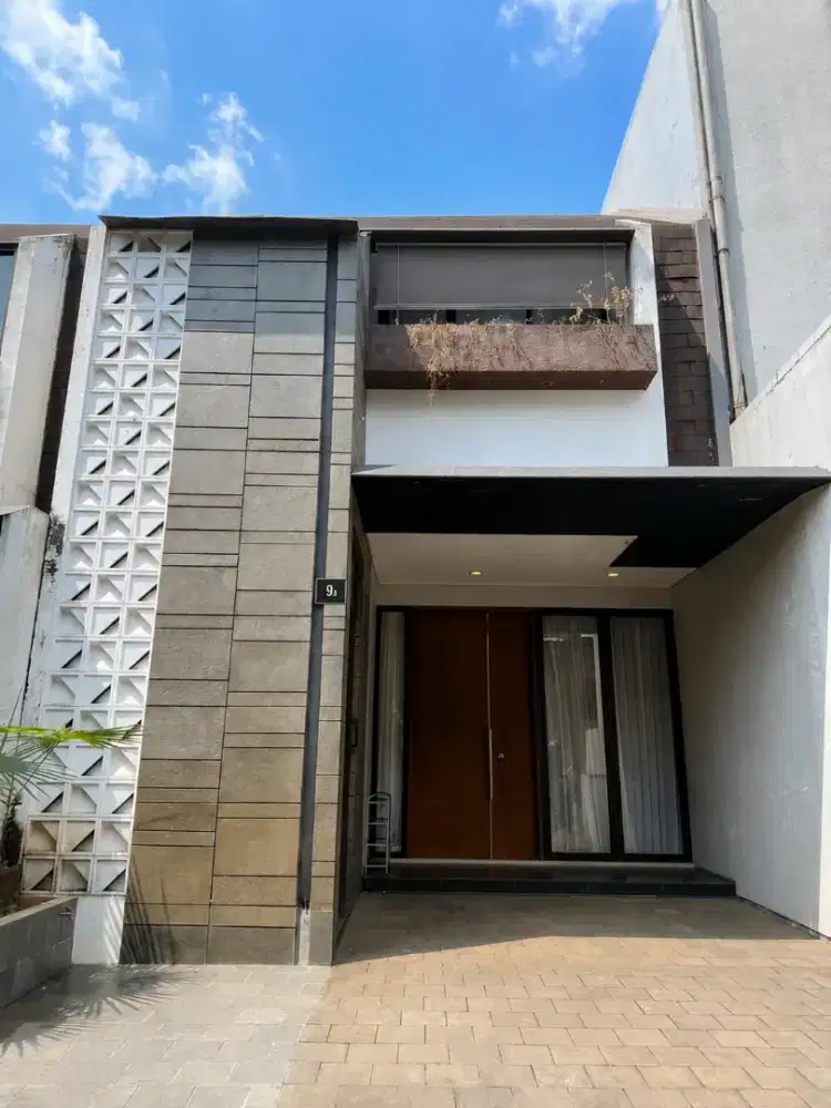 Rumah 2 Lantai Siap Huni 3 KT 3 KM Avizeza Cirendeu