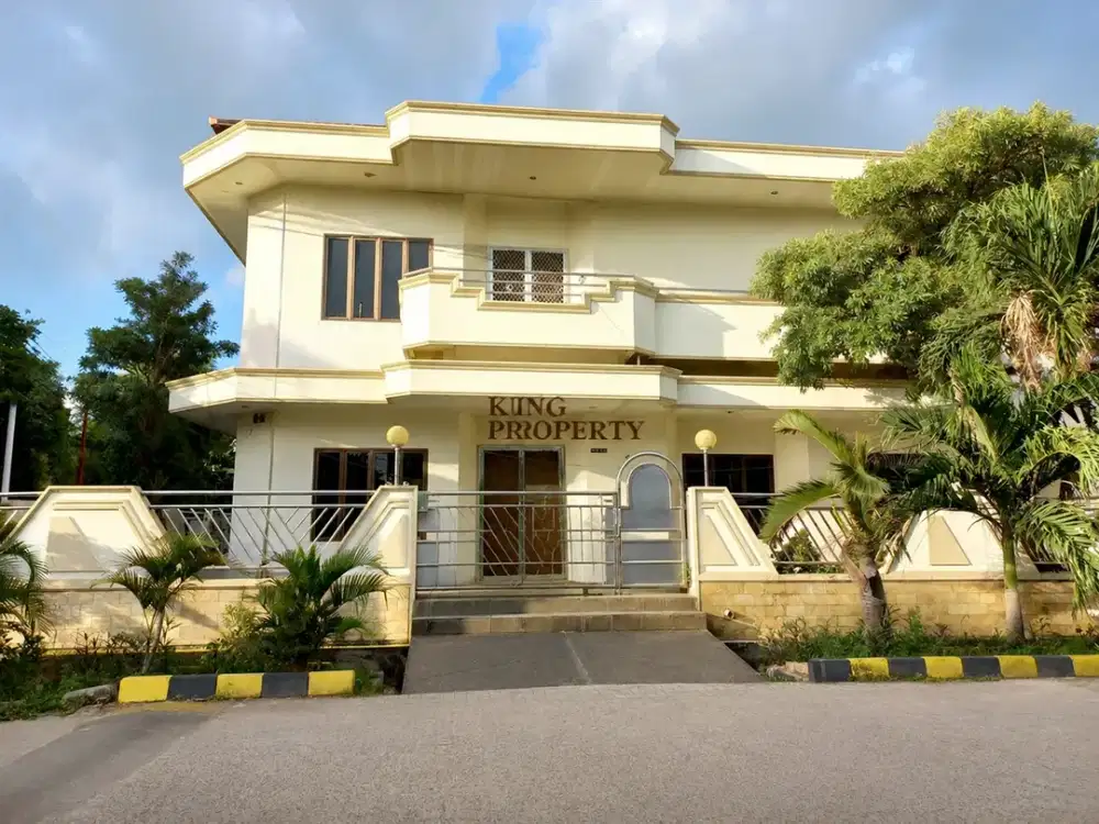 Posisi Hook Jual Tanah Bonus Rumah 2Lt.Unfurnished di Green Garden Kedoya Akses ke Pintu Tol, Bandara Soekarno Hatta, Dekat Mall Central Park